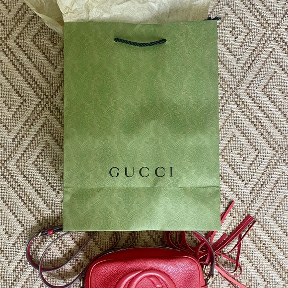Authentic Gucci Red Small Soho Bag - Picture 8 of 13